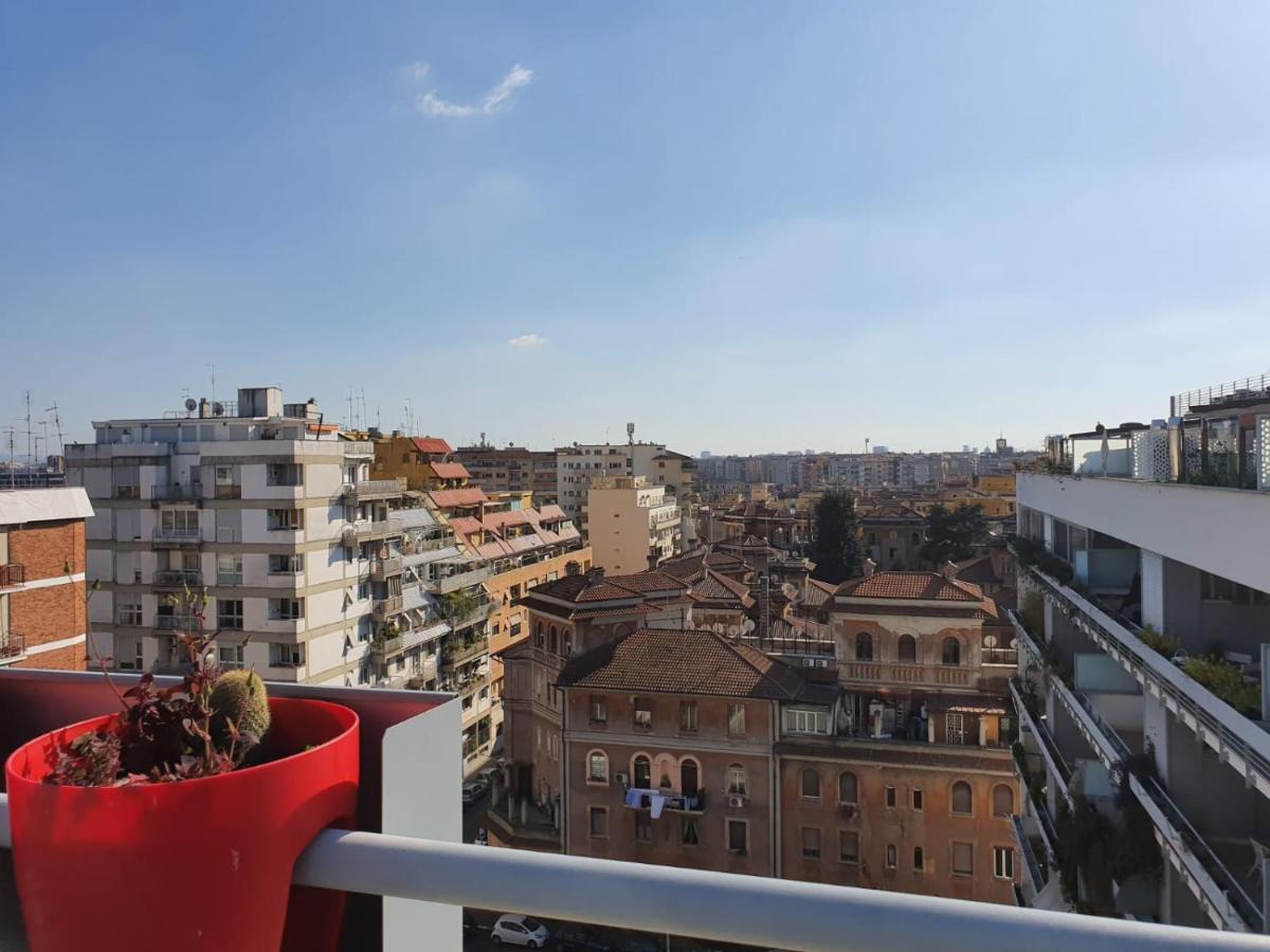 Penthouse 41 In Trastevere With Big Terrace Rome Exterior photo