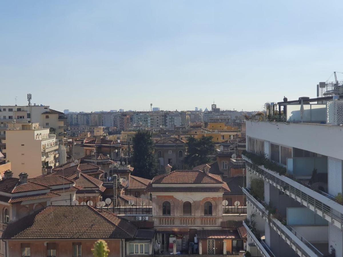 Penthouse 41 In Trastevere With Big Terrace Rome Exterior photo